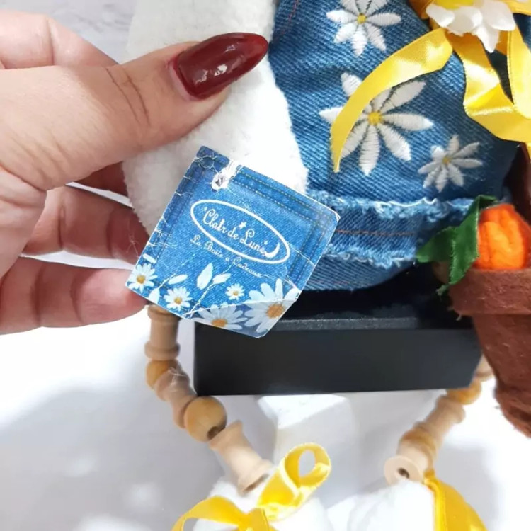 عروسک خرگوش پا چوبی تگ دار خارجی