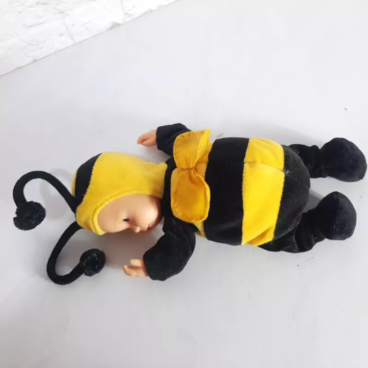 عروسک خارجی آناگیدز زنبورعسل