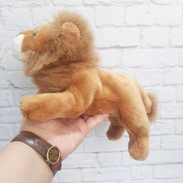 عروسک شیر خوابیده خارجی