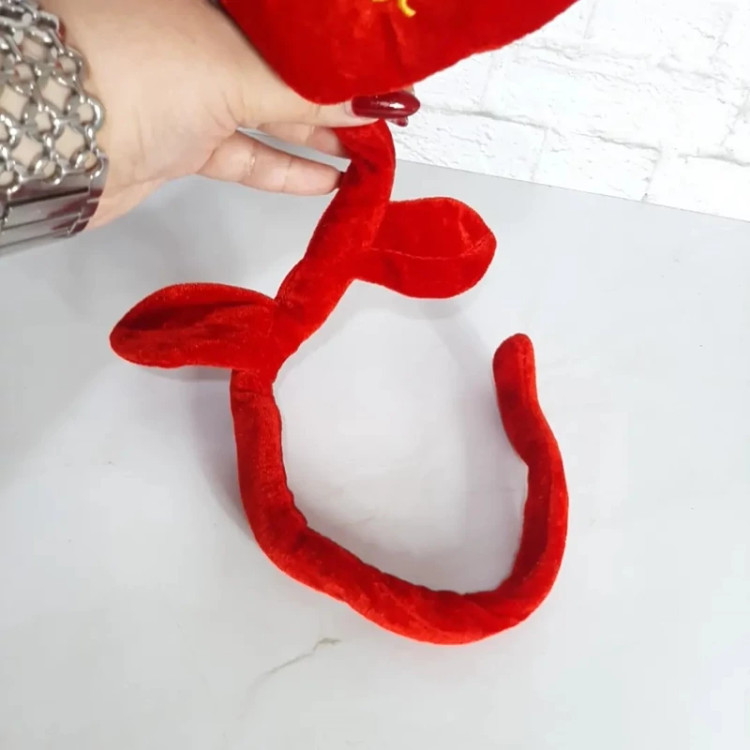 عروسک خرگوش سفید با پایه مخملی