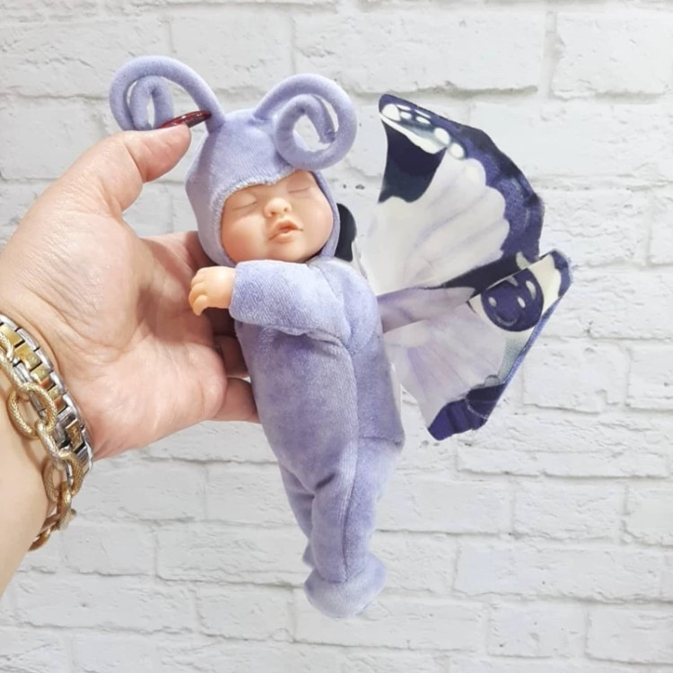 عروسک آناگیدز پروانه ای