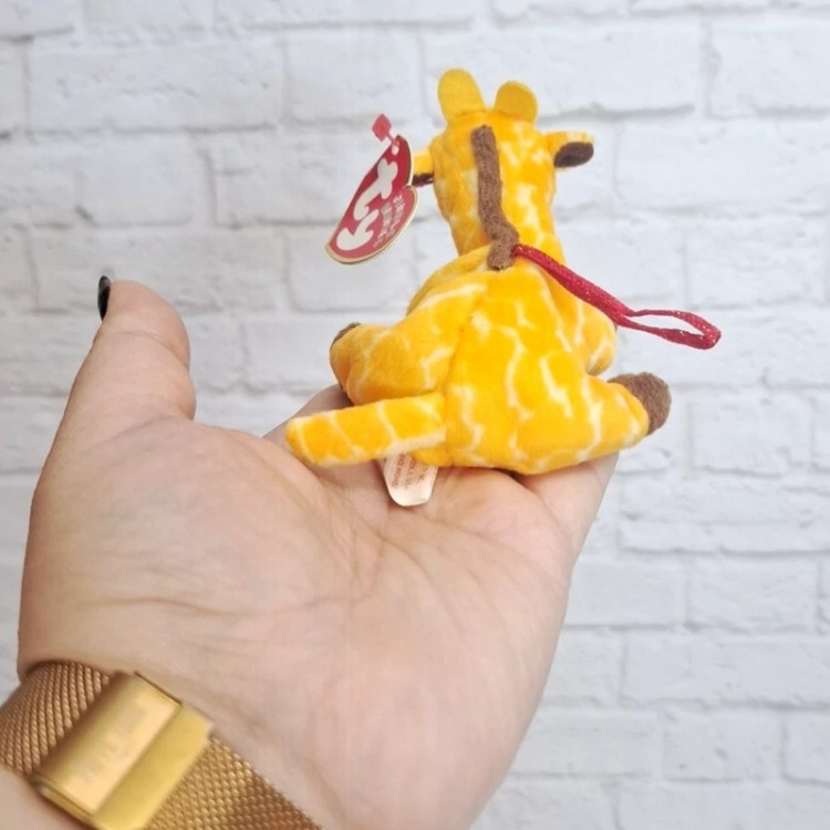 عروسک خارجی زرافه تگدار شنی ty