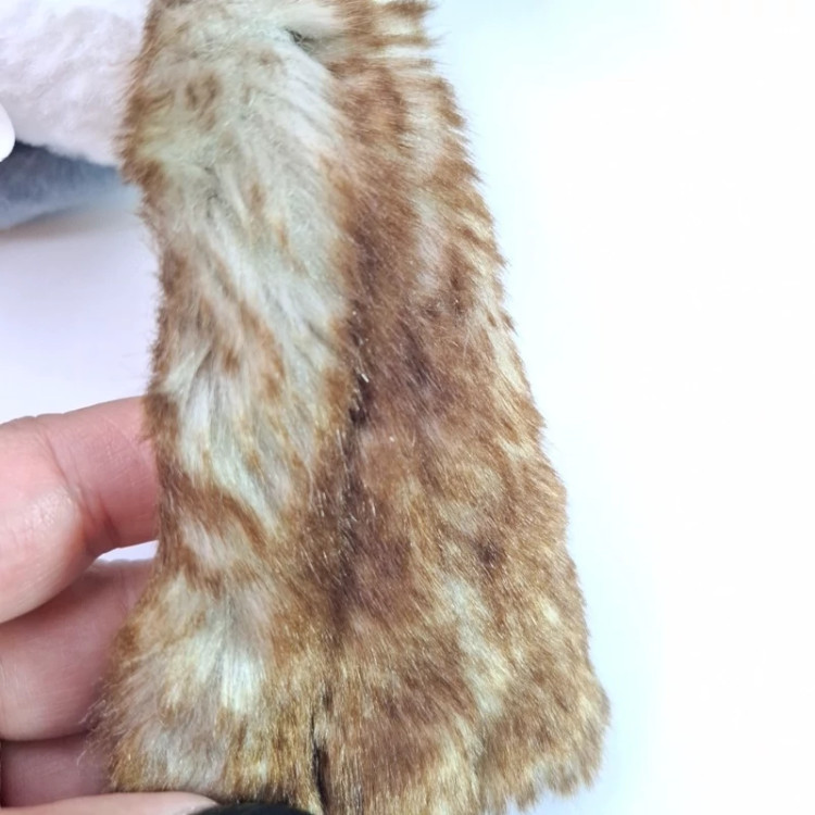 عروسک پرنده موزیکال نوک دراز