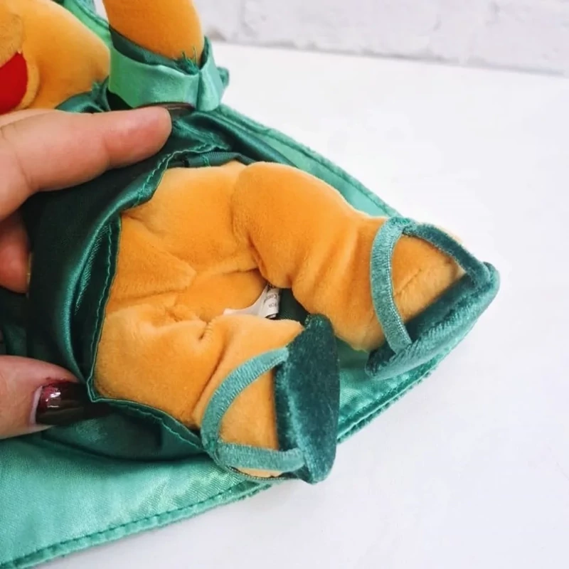 عروسک پو خرسه با لباس عربی دیزنی